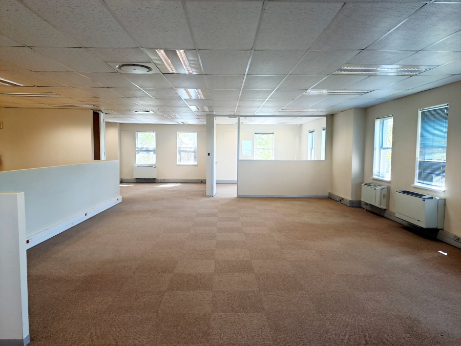 To Let commercial Property for Rent in Rosenpark Western Cape